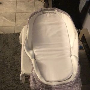 Beside the bed baby sleeper!